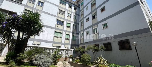 4 bedrooms Apartment in Rome, Italy No. 215977 35