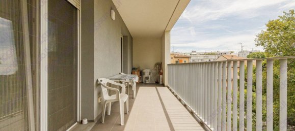2 bedrooms Apartment in Milan, Italy No. 294595 24