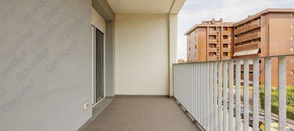 2 bedrooms Apartment in Milan, Italy No. 294595 13