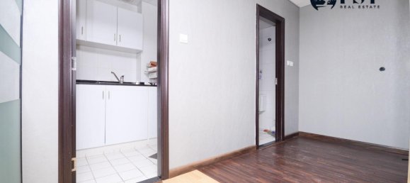 98.3m² Office in Business Bay, UAE No. 16147 5