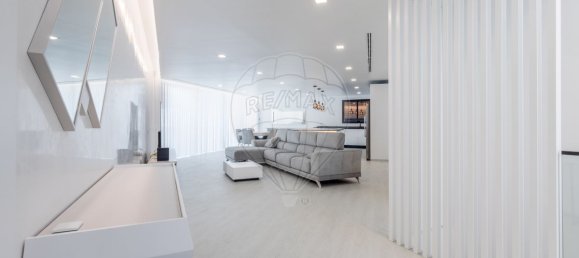 4 bedrooms House in Alvor, Portugal No. 181004 3