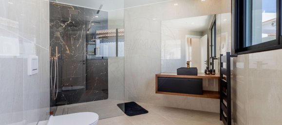 4 bedrooms House in Alvor, Portugal No. 181004 17