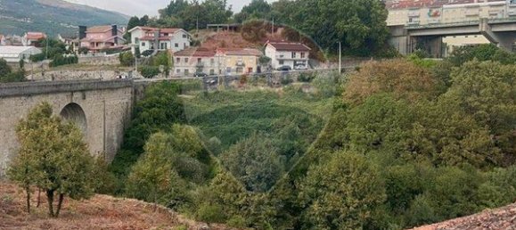 3 bedrooms House in Vila Real, Portugal No. 184324 4