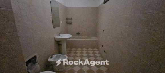 2 bedrooms Apartment in Cerignola, Italy No. 183670 9