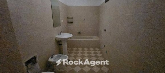 2 bedrooms Apartment in Cerignola, Italy No. 183670 8