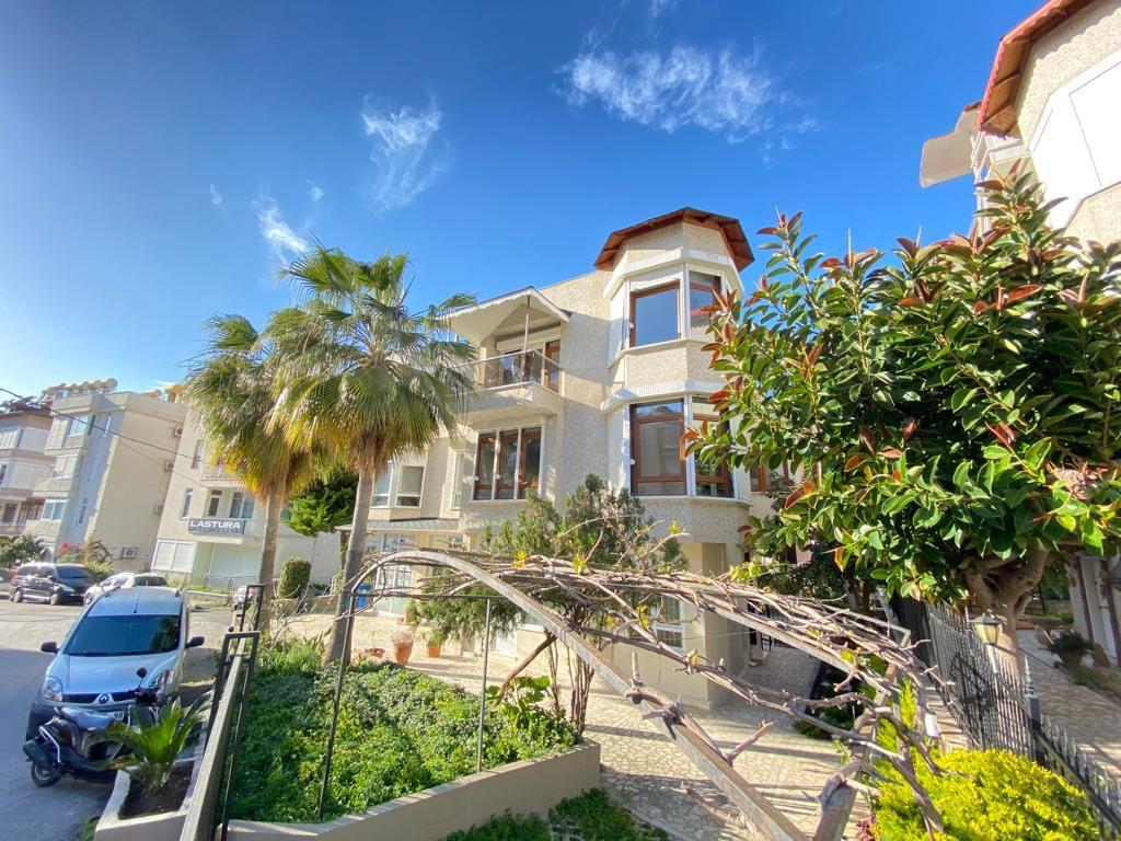 Villa 3+1 in Alanya, Turkey No. 10834