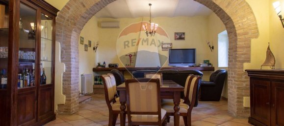 8 غرف نوم فيلا في Ardea, Italy رقم 352331 16