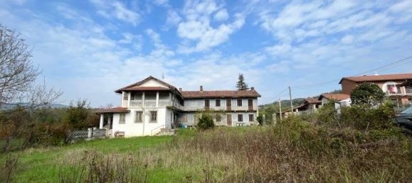 8-Zimmer Haus in Casalborgone, Italy, Nr. 143816 5