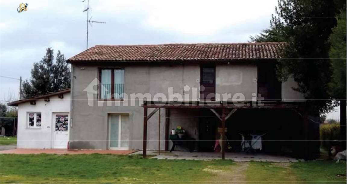 Casa de 5 divisões em Massa Lombarda, Italy N.º 96234