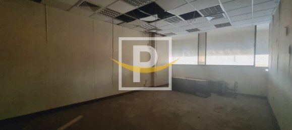 470.5m² Shop in Sheikh Zayed Road, UAE No. 5976 14