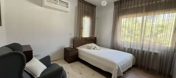 5 chambres Villa à Pyrgos, Cyprus No. 3893 9