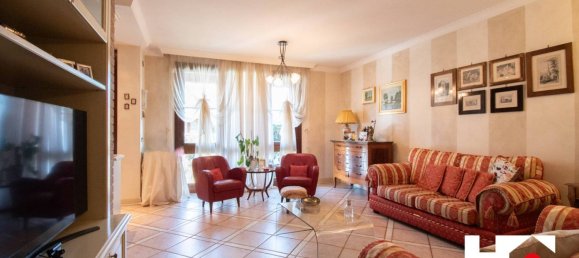 Дом с 3 спальнями в Оспиталетто, Италия № 14410 8