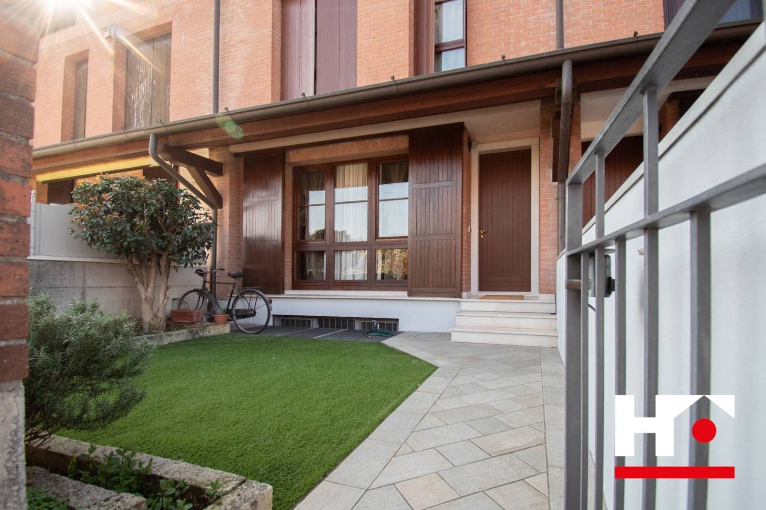 Дом с 3 спальнями в Оспиталетто, Италия № 14410