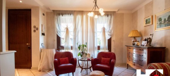 Дом с 3 спальнями в Оспиталетто, Италия № 14410 10