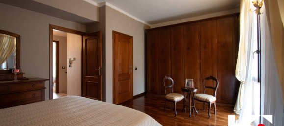 Дом с 3 спальнями в Оспиталетто, Италия № 14410 46