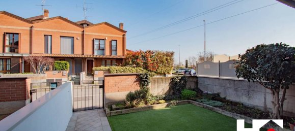 Дом с 3 спальнями в Оспиталетто, Италия № 14410 3