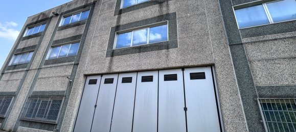 Склад 3687м² в Кавенаго Брианца, Италия № 359792 5