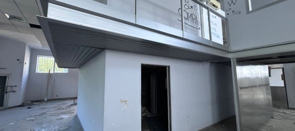 Склад 3687м² в Кавенаго Брианца, Италия № 359792 13