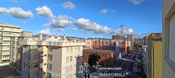 3 bedrooms Apartment in Livorno, Italy No. 354581 6