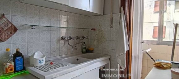 3 bedrooms Apartment in Livorno, Italy No. 354581 10