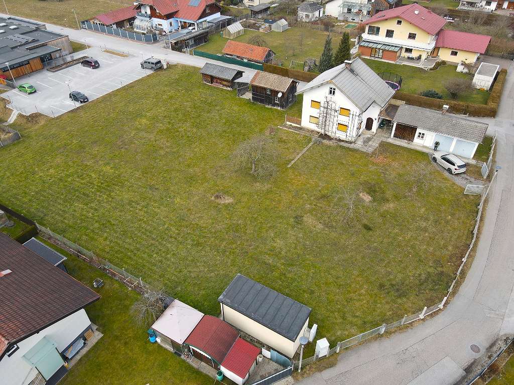  Land in Mattighofen, Austria No. 66983