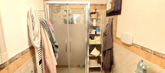 4 Schlafzimmer Wohnung in Prato, Italy, Nr. 323168 25