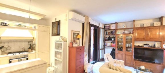 4 Schlafzimmer Wohnung in Prato, Italy, Nr. 323168 6