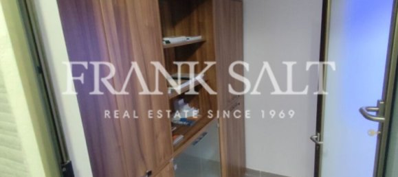 140m² Office in Iklin, Malta No. 12301 4