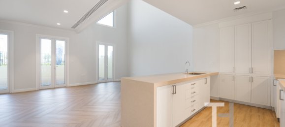 3 bedrooms Townhouse in Jumeirah, UAE No. 28457 2