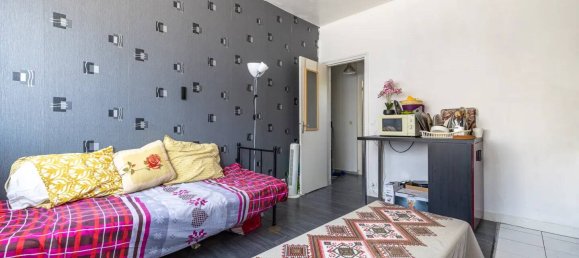 1 bedroom Apartment in Villeneuve-Saint-Georges, France No. 328979 3