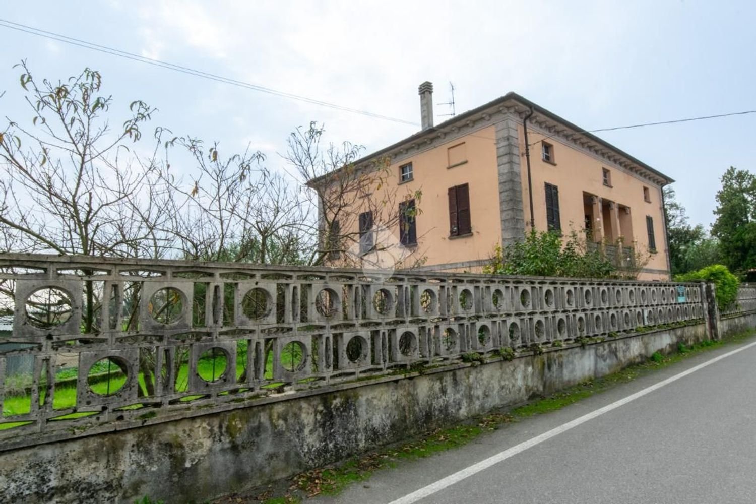 12 rooms Villa in Valmacca, Italy No. 197555