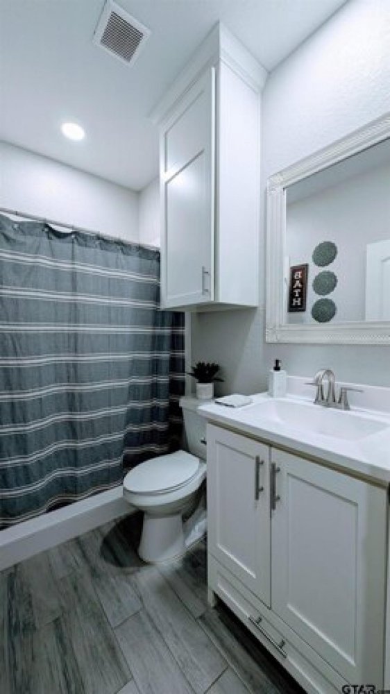 5 bedrooms House in Tyler, USA No. 387889