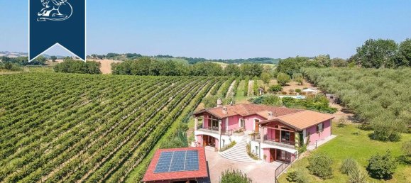 6 bedrooms Land in Fano, Italy No. 320314 5