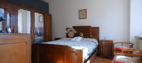 Дом с 5 комнатами в Куаренья Черрето, Италия № 227122 16