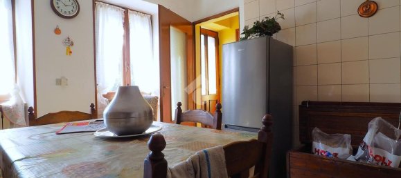 Дом с 5 комнатами в Куаренья Черрето, Италия № 227122 28