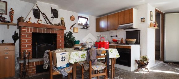 Дом с 5 комнатами в Куаренья Черрето, Италия № 227122 34