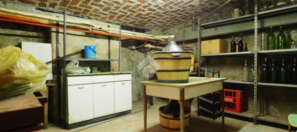 Дом с 5 комнатами в Куаренья Черрето, Италия № 227122 36