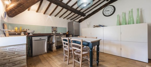 Дом с 21 комнатой в Тоди, Италия № 132082 11