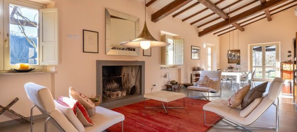 Дом с 21 комнатой в Тоди, Италия № 132082 19