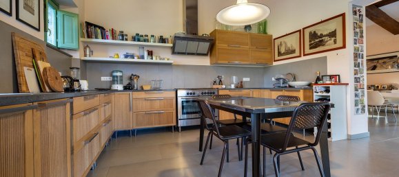 Дом с 21 комнатой в Тоди, Италия № 132082 24