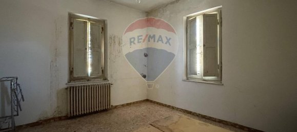 10 rooms House in Belvedere Ostrense, Italy No. 6550 7