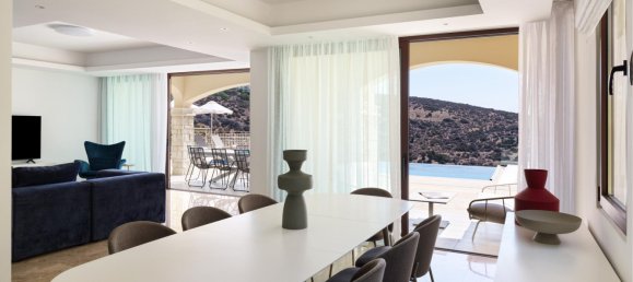 4 bedrooms Villa in Paphos, Cyprus No. 10369 15