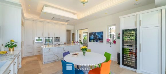 Villa de 6 dormitorios en Mougins, France No. 295443 5