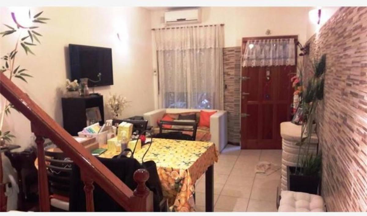 3 Schlafzimmer Haus in Bermudez, Argentina, Nr. 19914