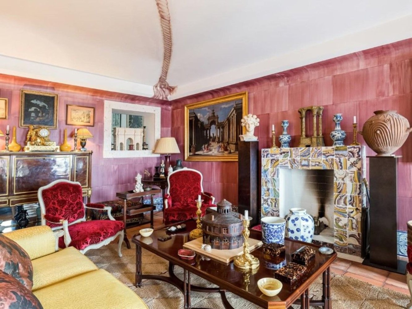 5 bedrooms House in Lisbon, Portugal No. 115430