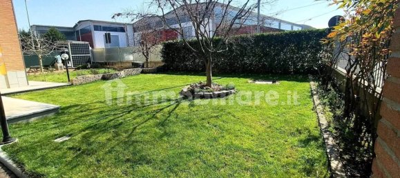 3 bedrooms Villa in Carmagnola, Italy No. 129029 4