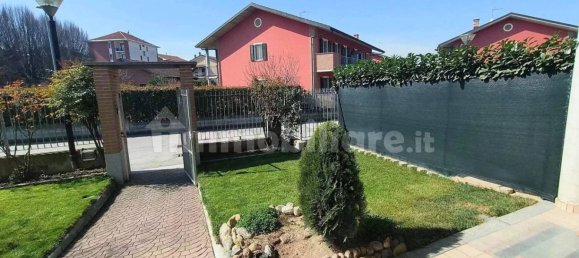 3 bedrooms Villa in Carmagnola, Italy No. 129029 5