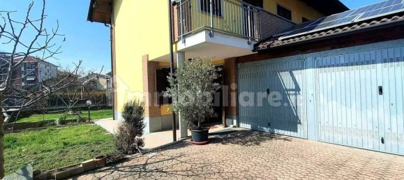 3 bedrooms Villa in Carmagnola, Italy No. 129029 10