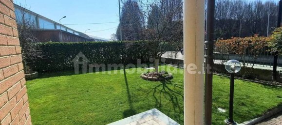 3 bedrooms Villa in Carmagnola, Italy No. 129029 6