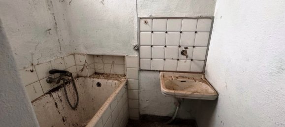 Дом с 3 спальнями в Бреме, Италия № 361326 10